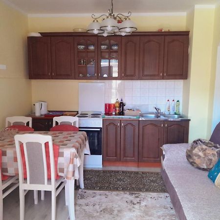 Apartman Radoman Cetynia Zewnętrze zdjęcie