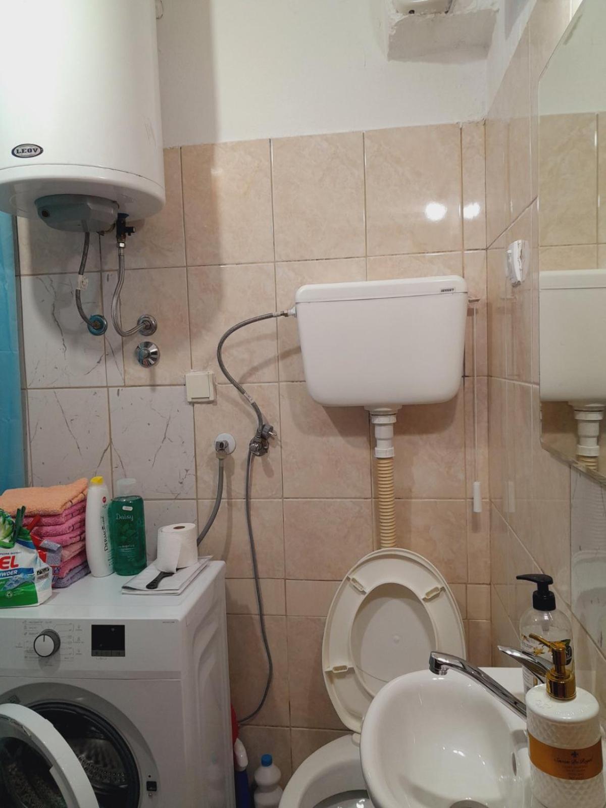 Apartman Radoman Cetynia Zewnętrze zdjęcie